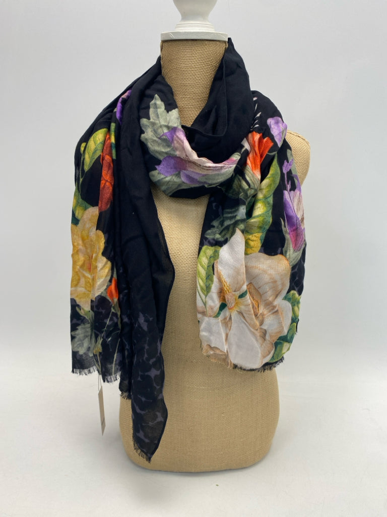 NWT Chico&