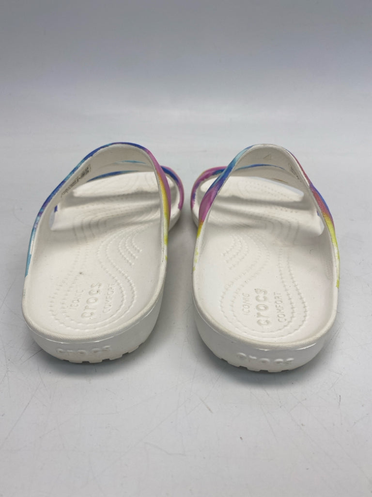 Crocs  Size 6 Tye Dye Sandals