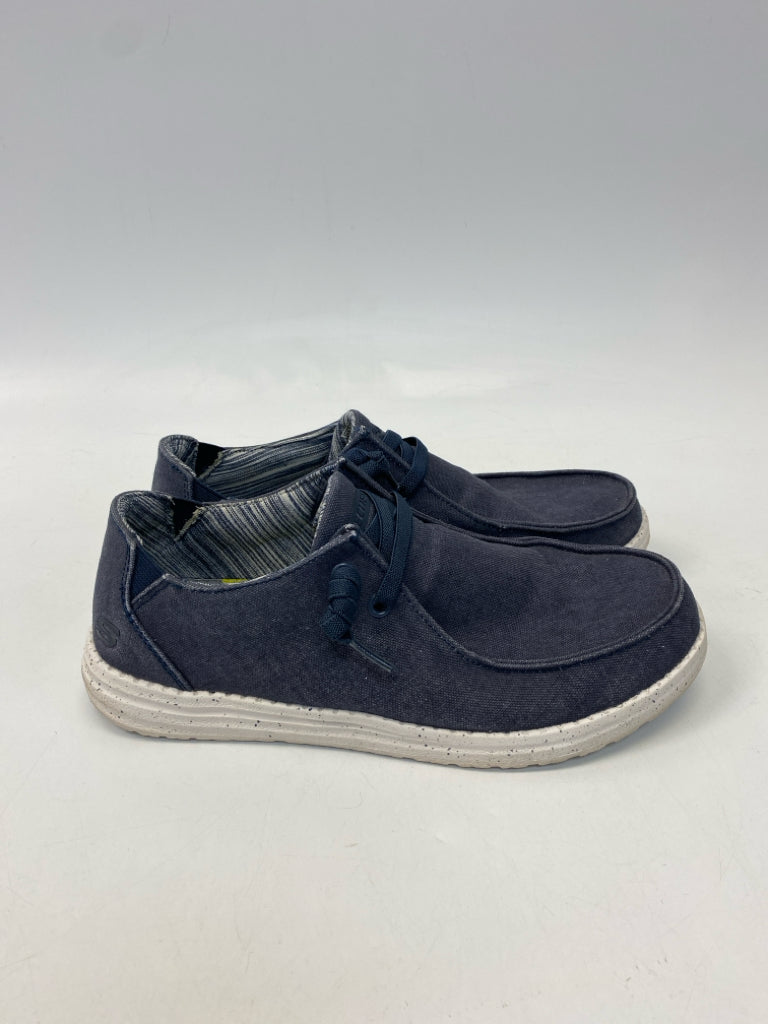Skechers Size 8 Blue Men&