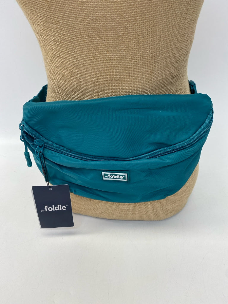 NWT foldie Teal Green Belt Bag