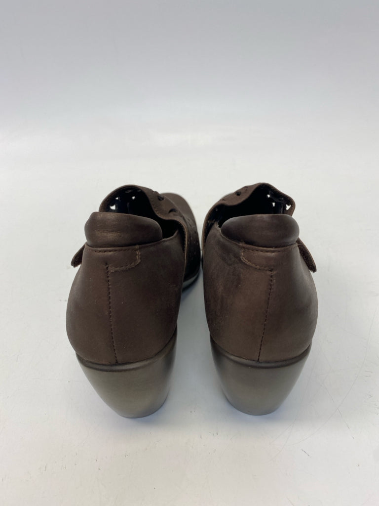 Naot  Size 39 Brown Boots