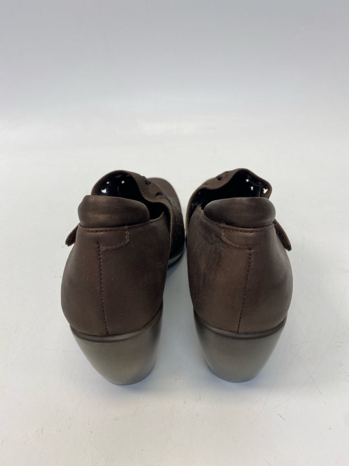 Naot  Size 39 Brown Boots