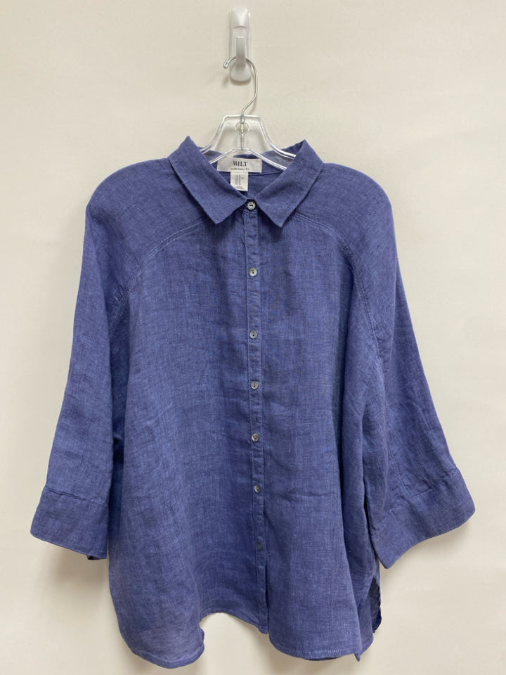 WILT Size XL Blue Linen Ladies Top