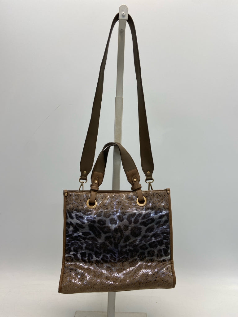 SONDRA ROBERTS Brown Silver Animal Print Handbag