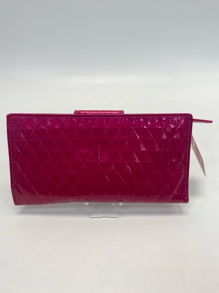 NWT Raspberry Wallet