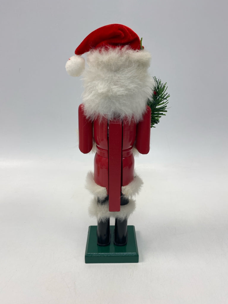 Red/White Green Christmas
