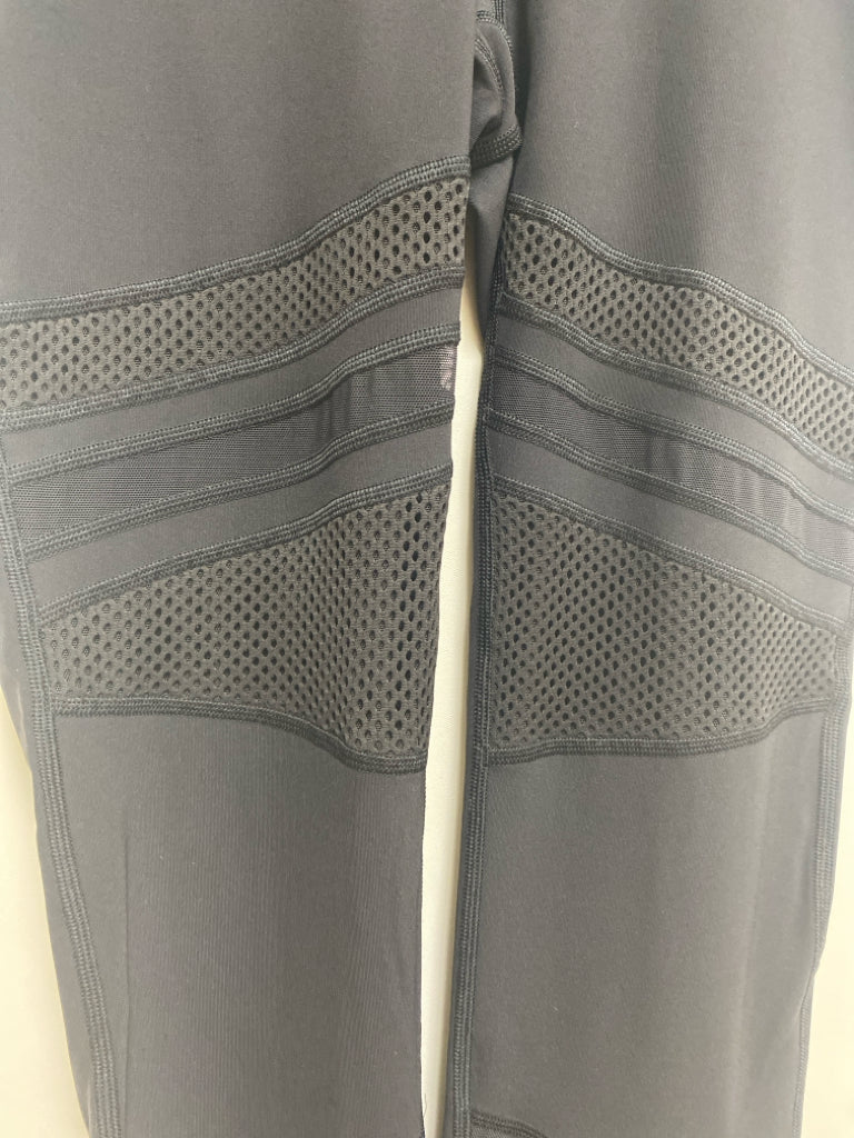 Lululemon Size 6 Black Athletic Leggings