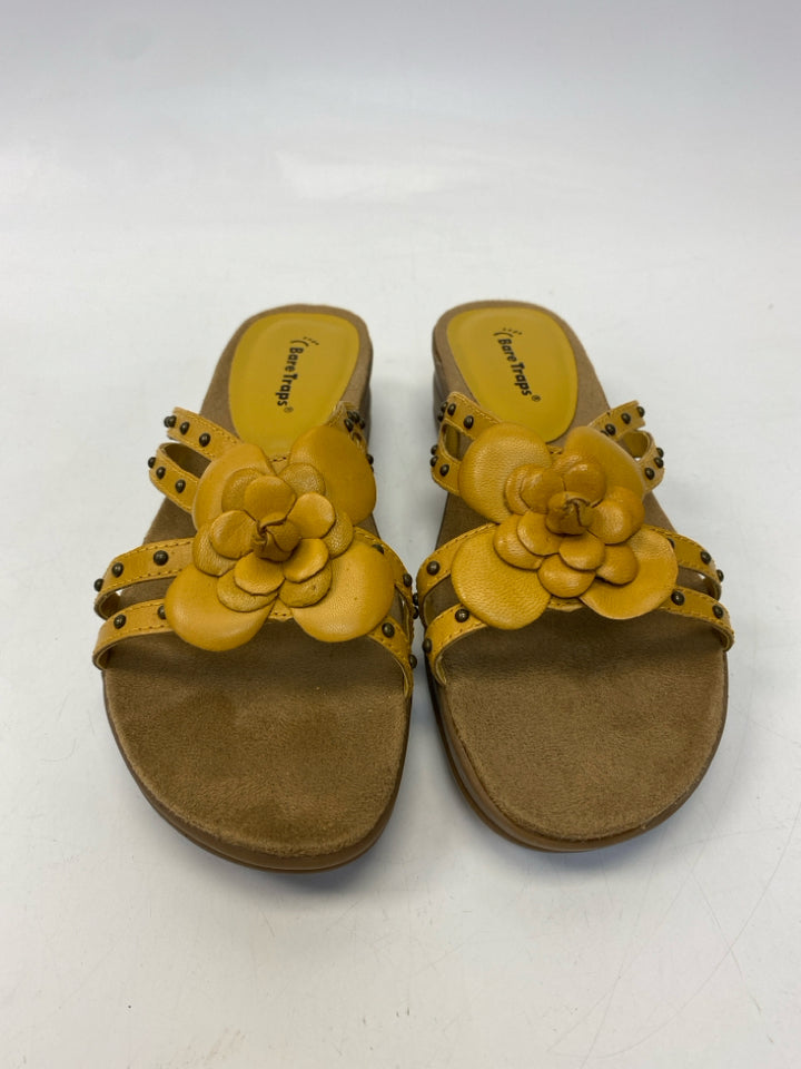 NWOT Bare Traps  Size 8.5 Yellow Sandals