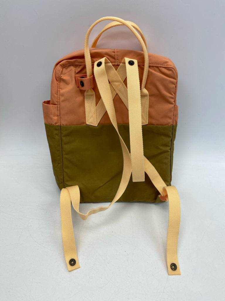 FJALL RAVEN Coral Gold Backpack