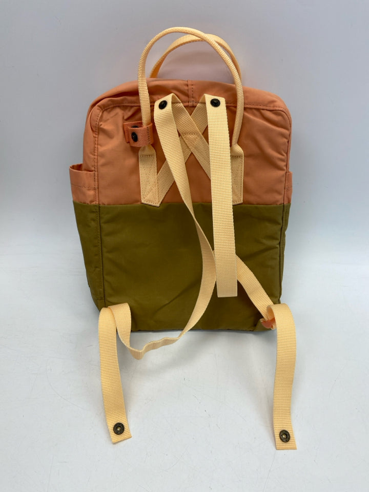 FJALL RAVEN Coral Gold Backpack